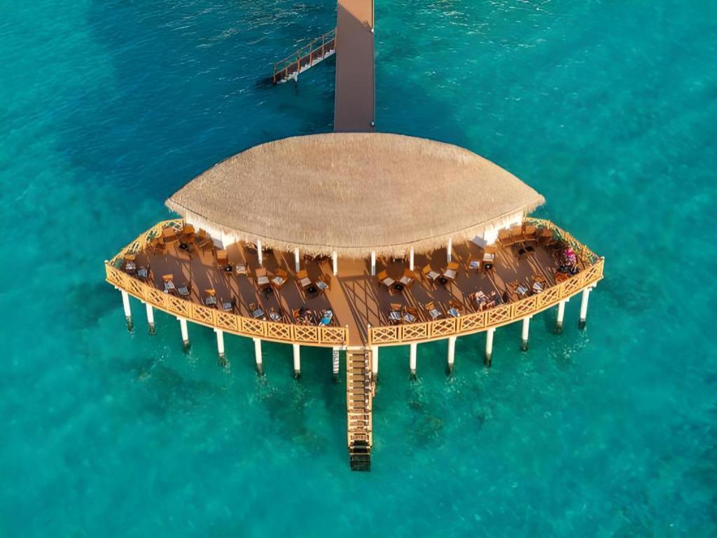 Angaga Island Resort And Spa Zewnętrze zdjęcie